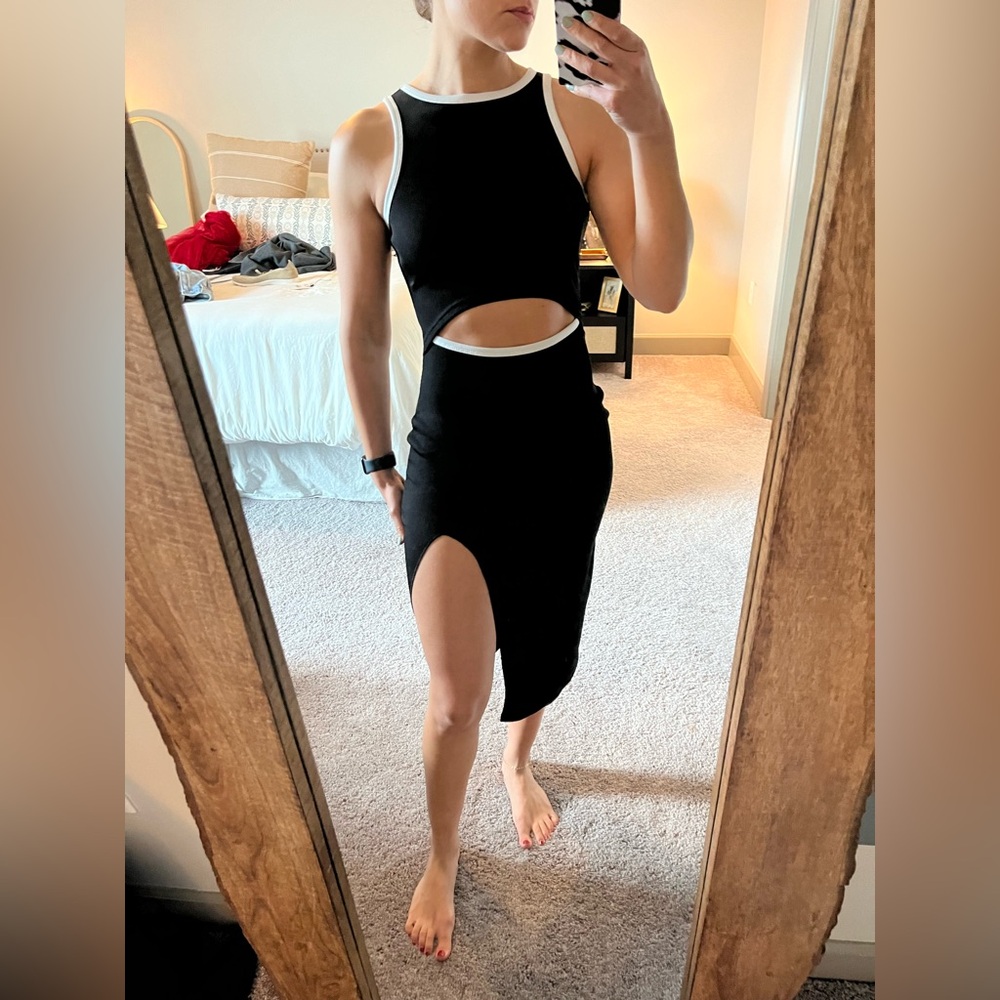 Ribbed Cut-out Black & White Dress